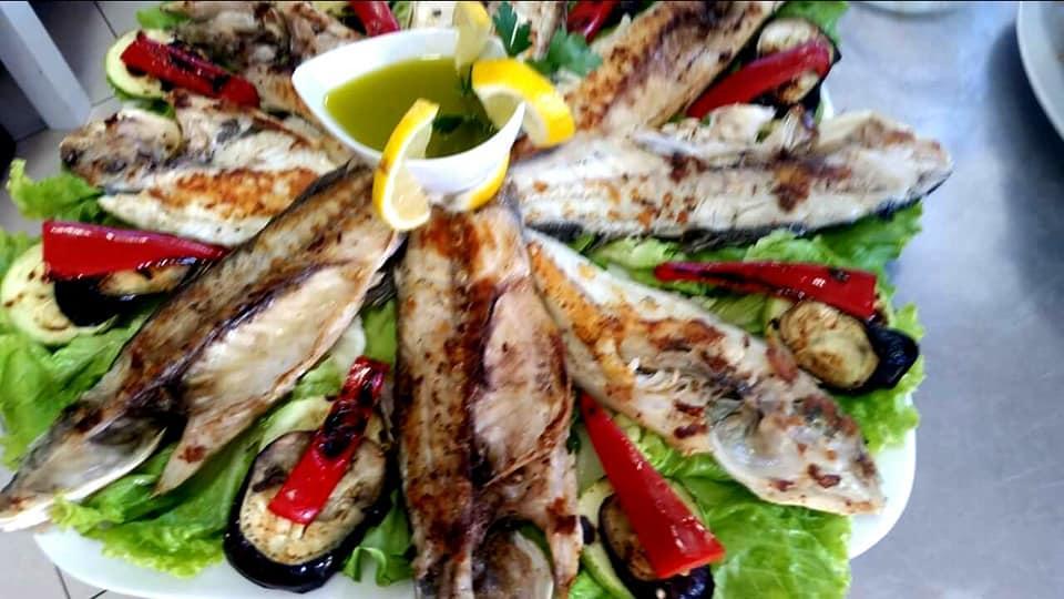 Aler Holiday Inn Sarandë エクステリア 写真