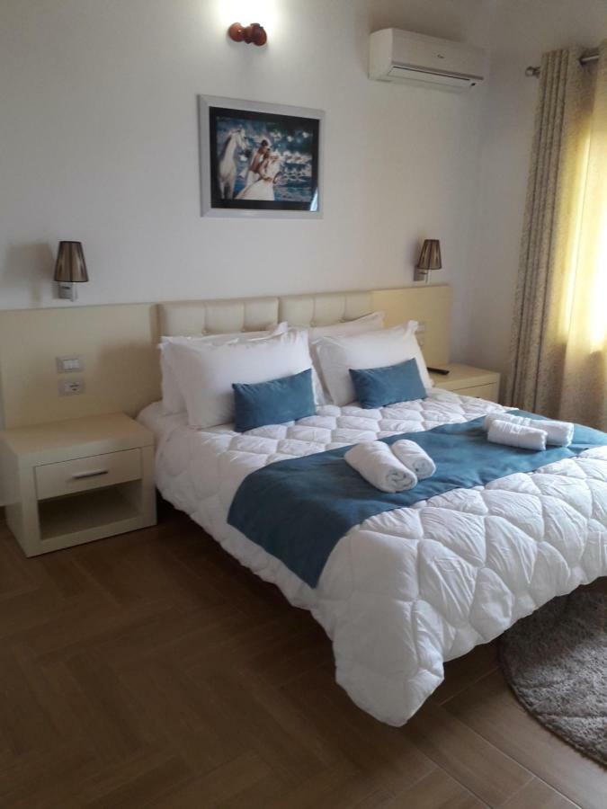 Aler Holiday Inn Sarandë 部屋 写真